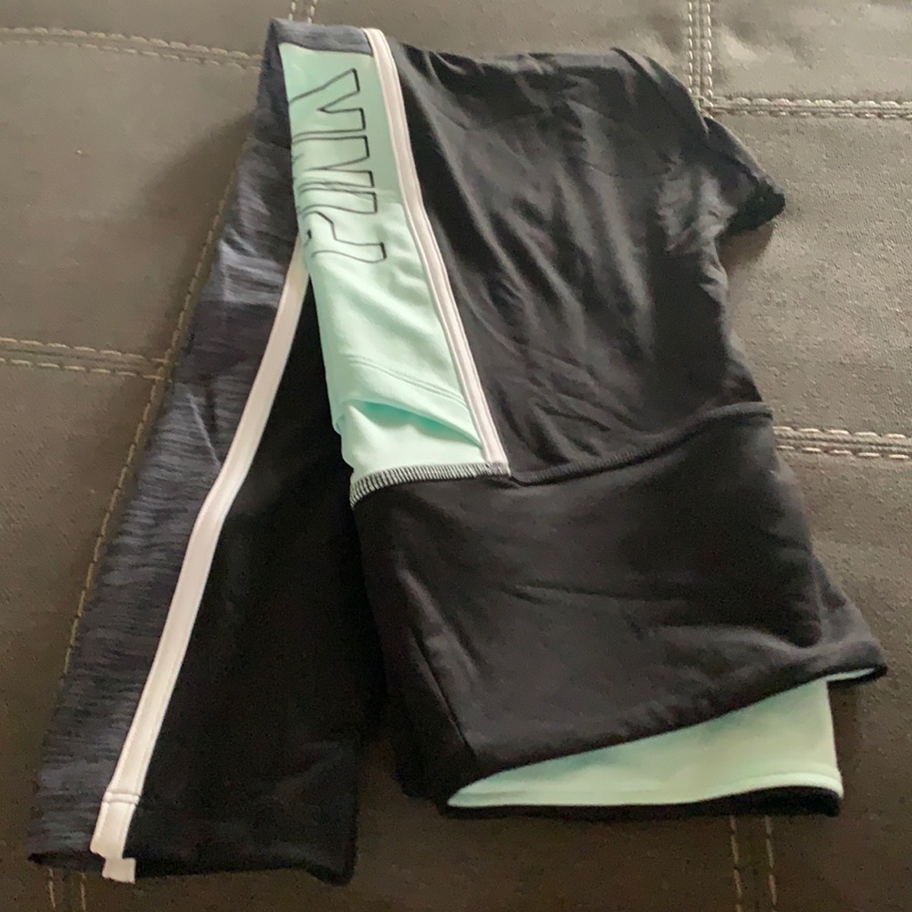 VS PINK ankle length leggings